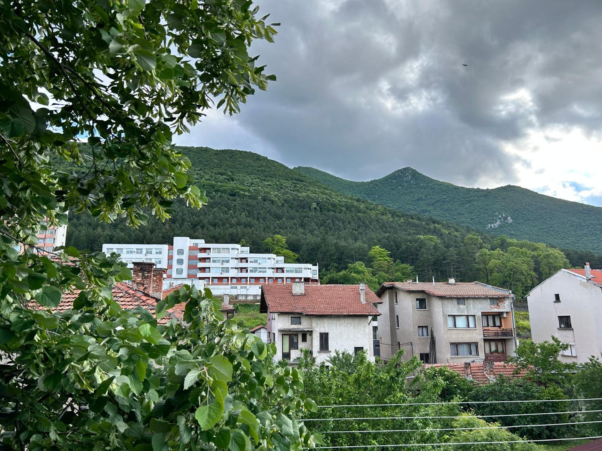 House Ana за гости ана *